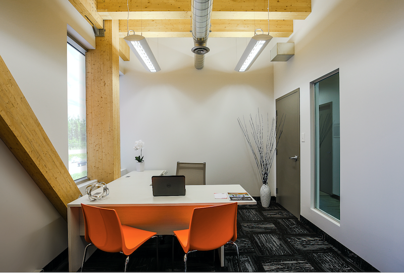 Ovum centre d'affaires évolué